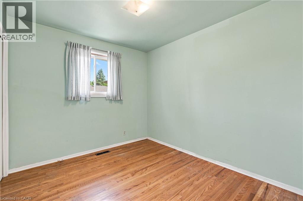 1418 QUEENS Boulevard - Image 31
