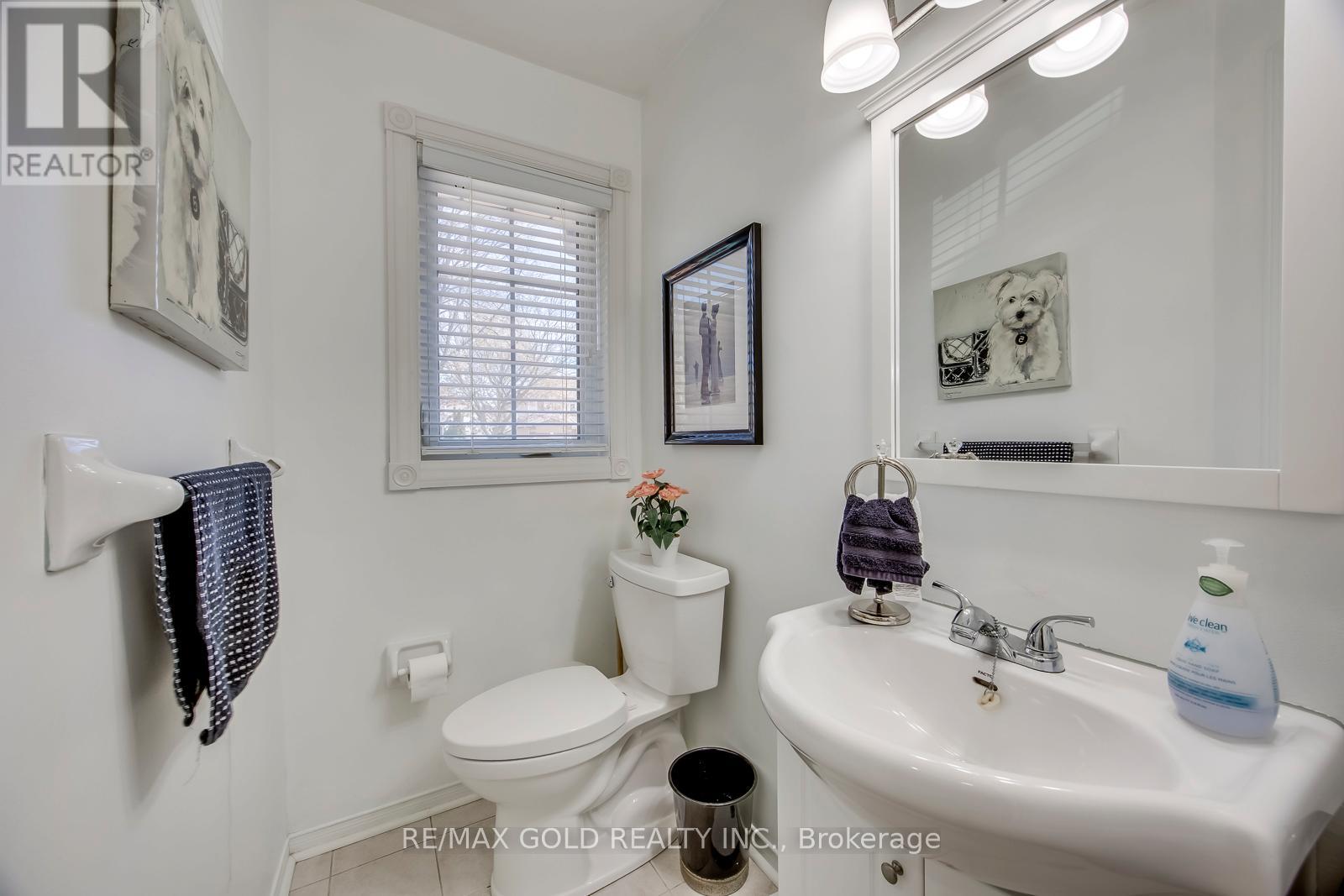 48 PIDDUCK STREET - 25