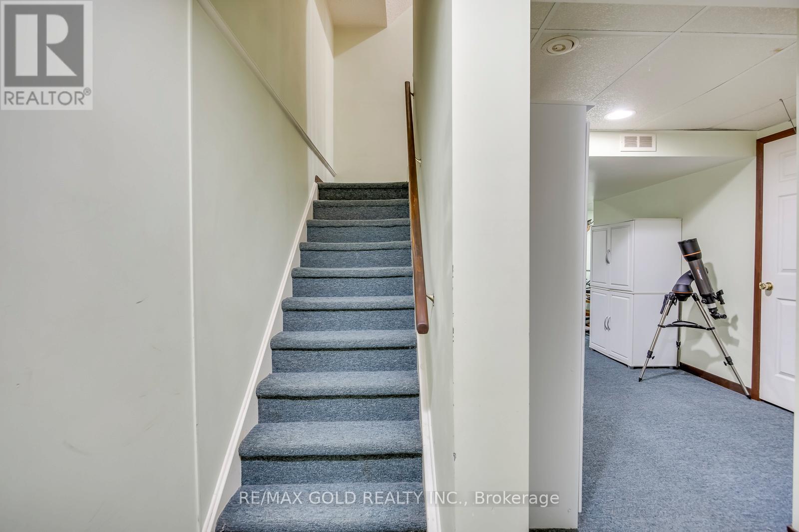 48 PIDDUCK STREET - 38
