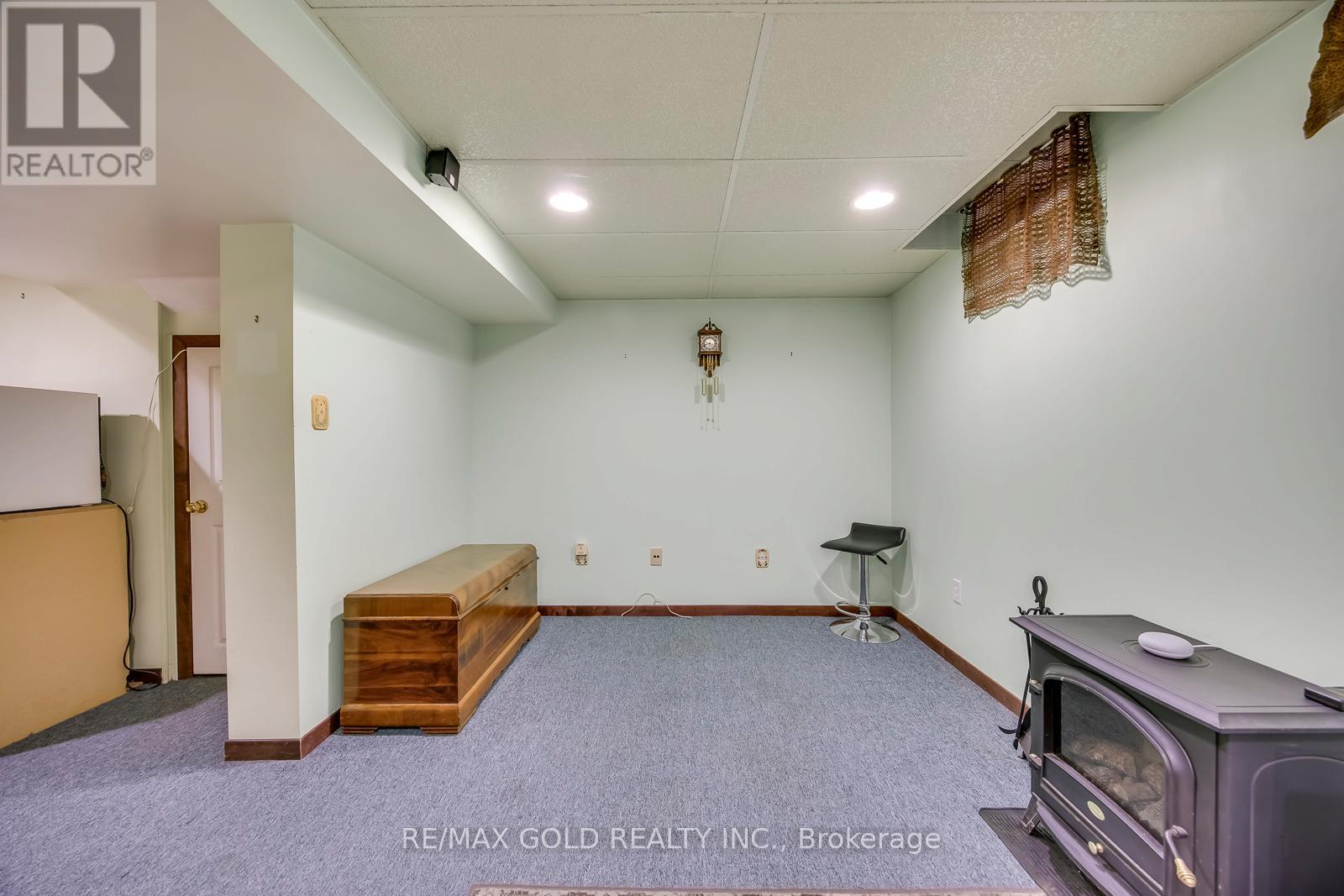 48 PIDDUCK STREET - 42