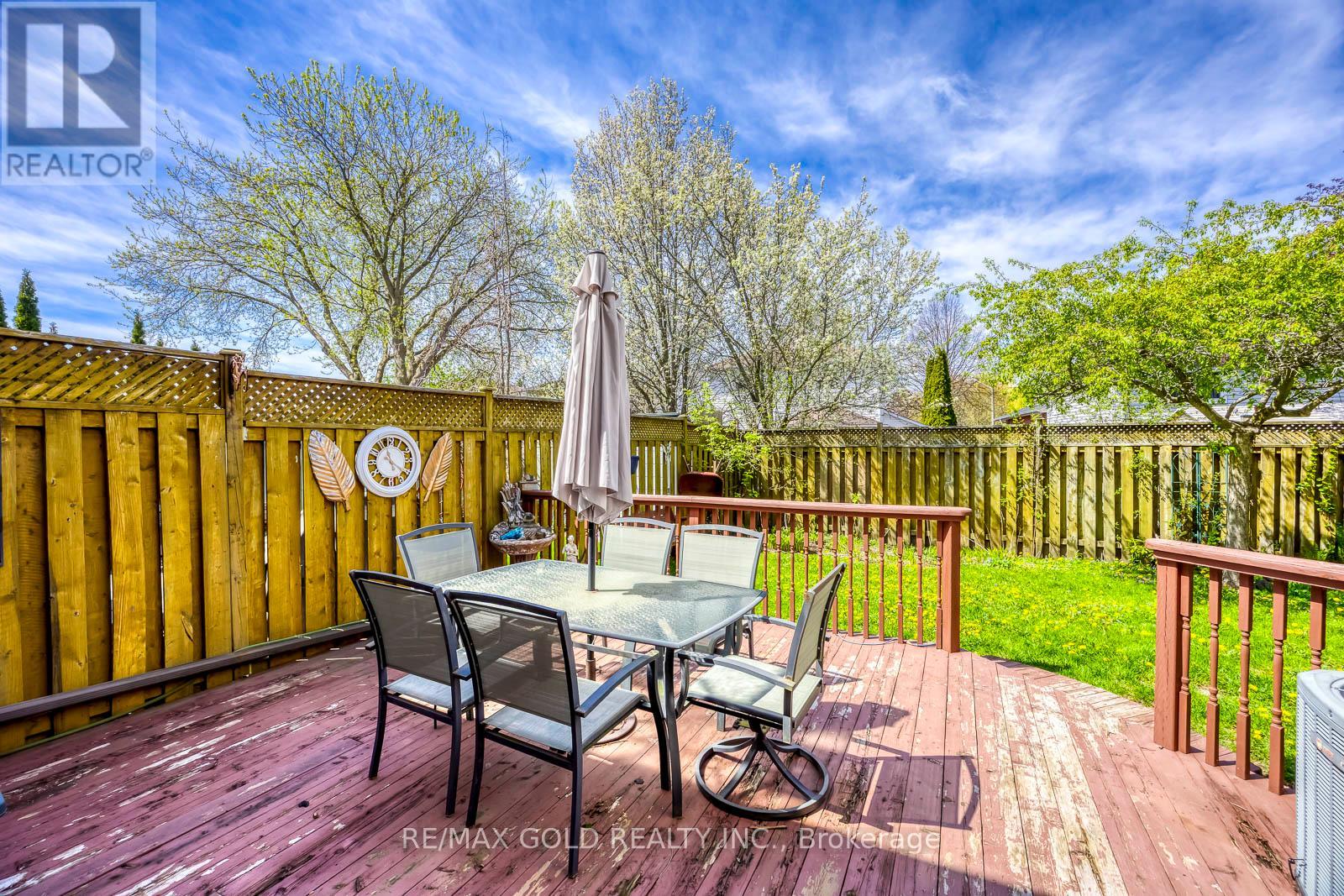 48 PIDDUCK STREET - 44