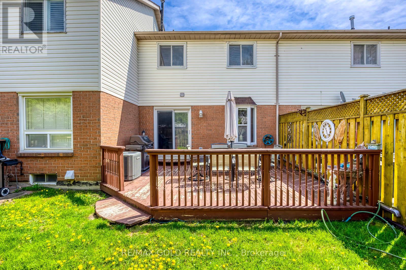 48 PIDDUCK STREET - 50