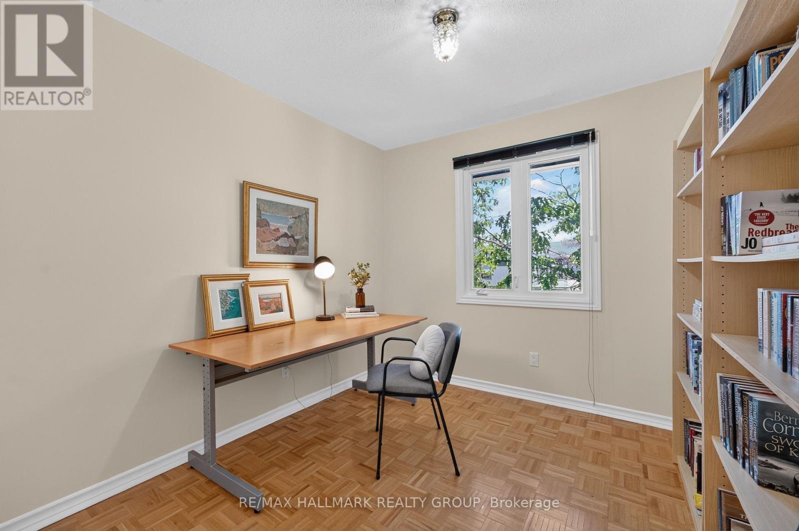 #48 1900 MARQUIS AVENUE - Image 23