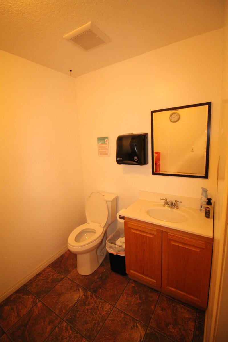 30 Center Avenue - Photo 25