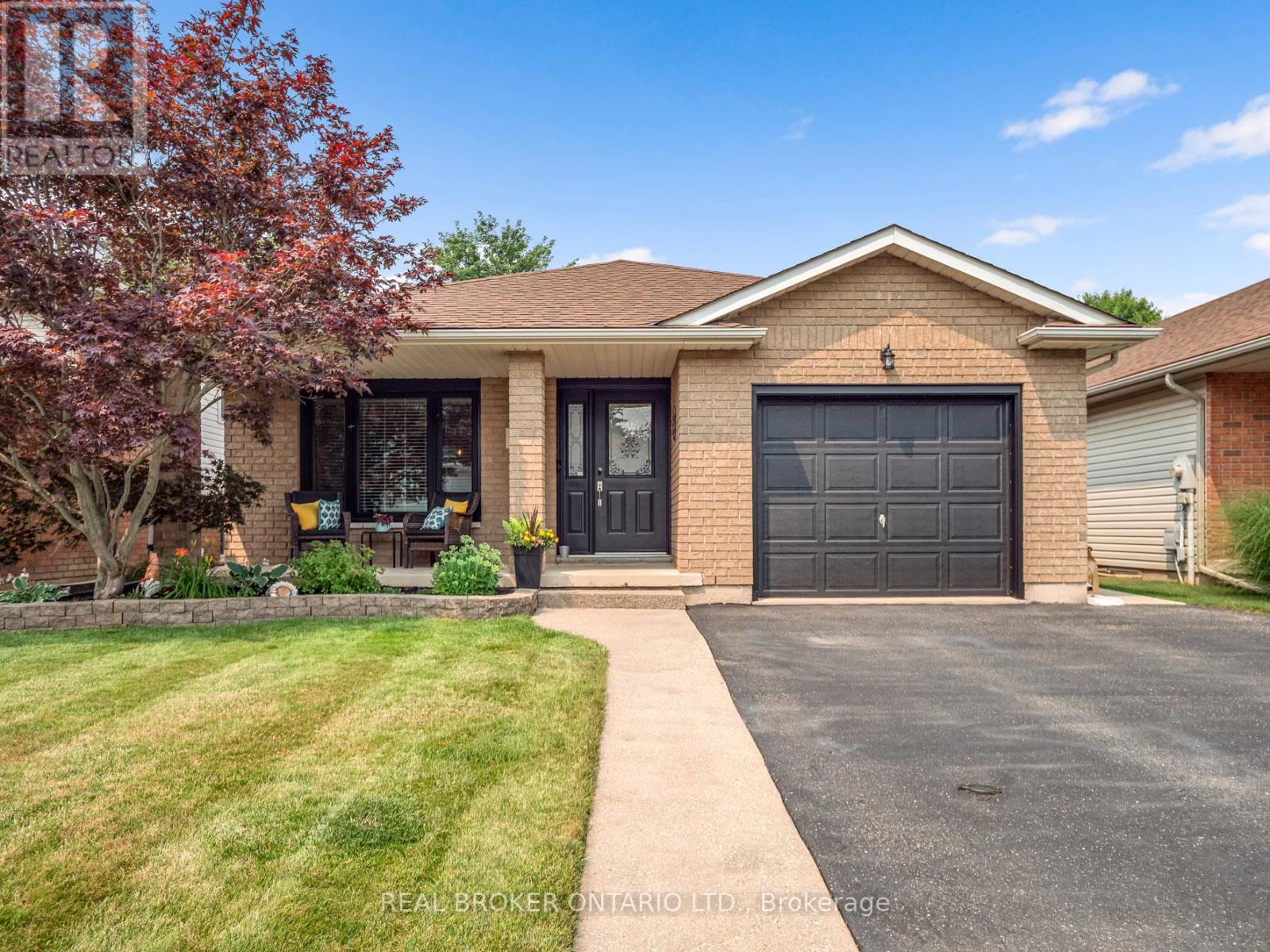 501 TRILLIUM AVENUE - 1