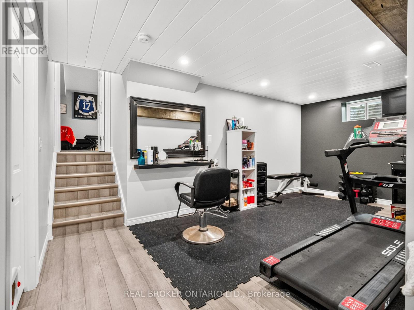 501 TRILLIUM AVENUE - 22