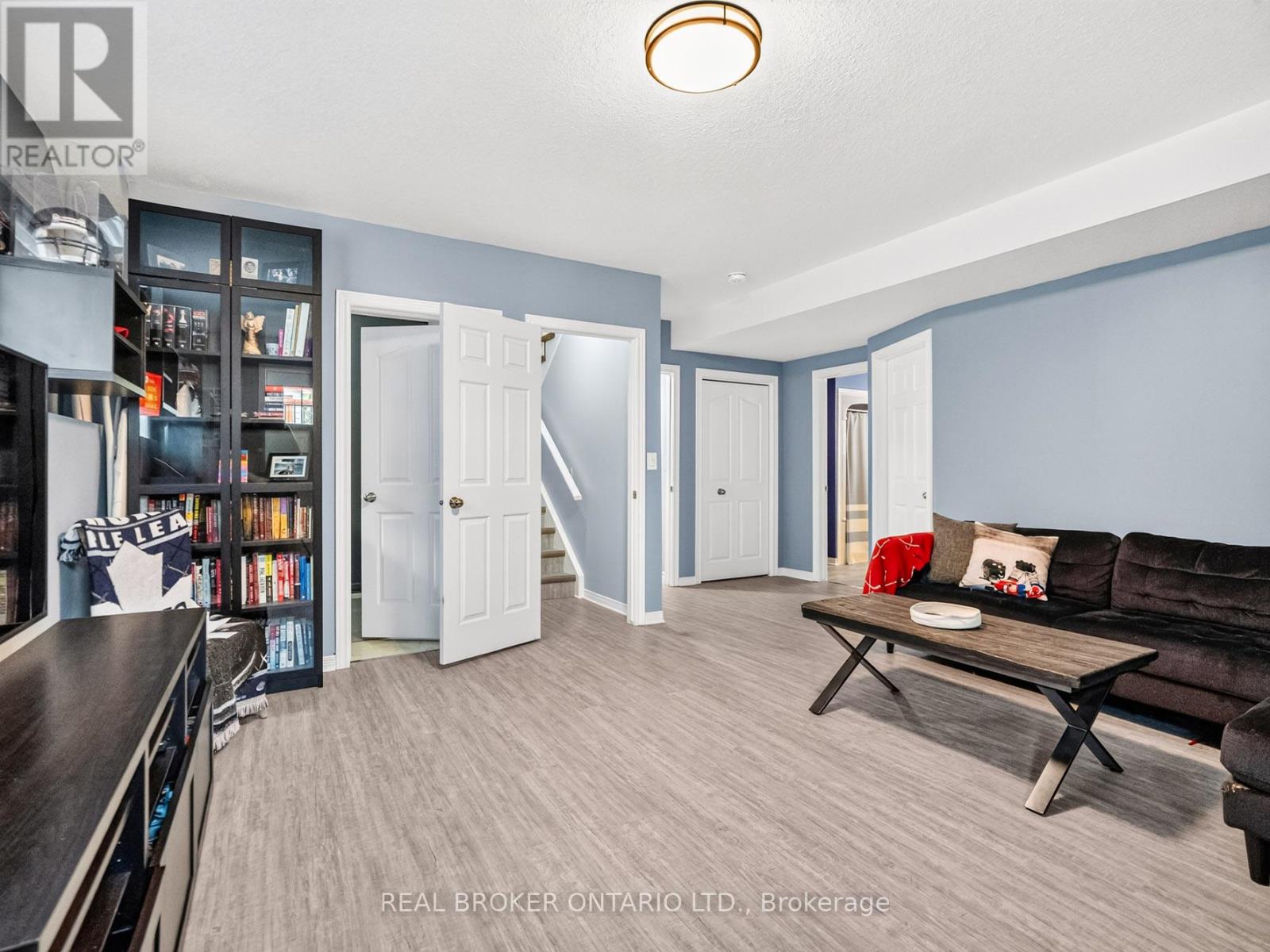 501 TRILLIUM AVENUE - 29