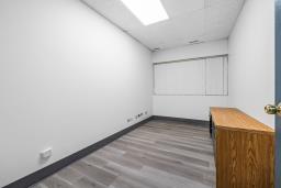 9403  20 Avenue, Edmonton, AB T6N1E5 Photo 35