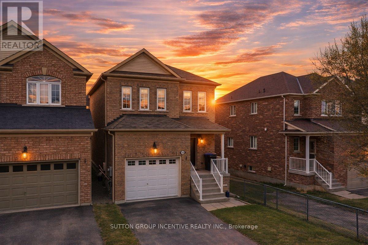 1200 MARY-LOU STREET - 3