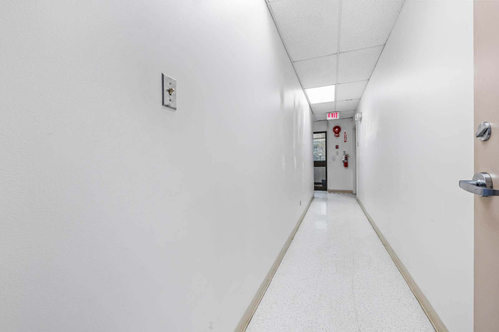 Edmonton, AB, T6N 1E5 - Photo 8