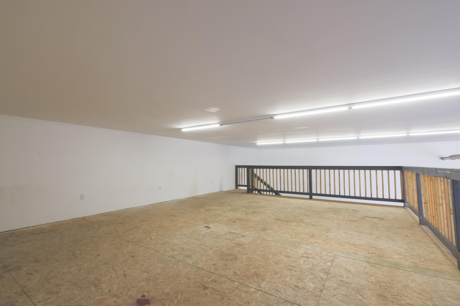 5222 44 Street - Photo 8