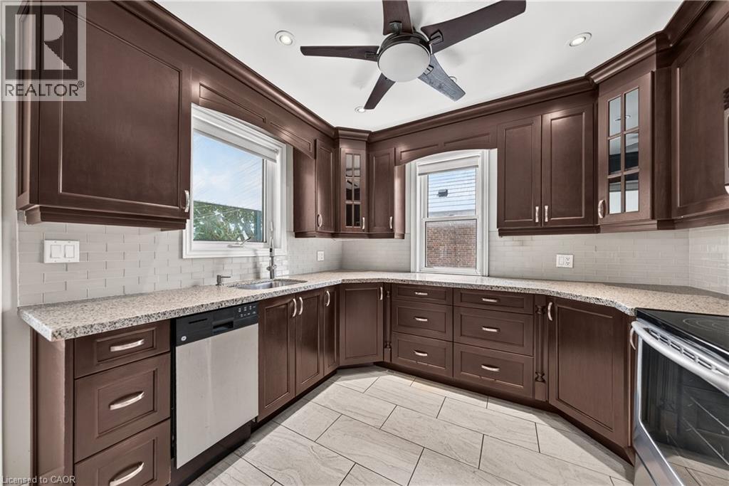 156 CHARLOTTE Street - Image 13