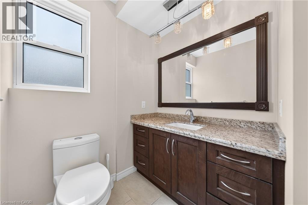 156 CHARLOTTE Street - Image 26
