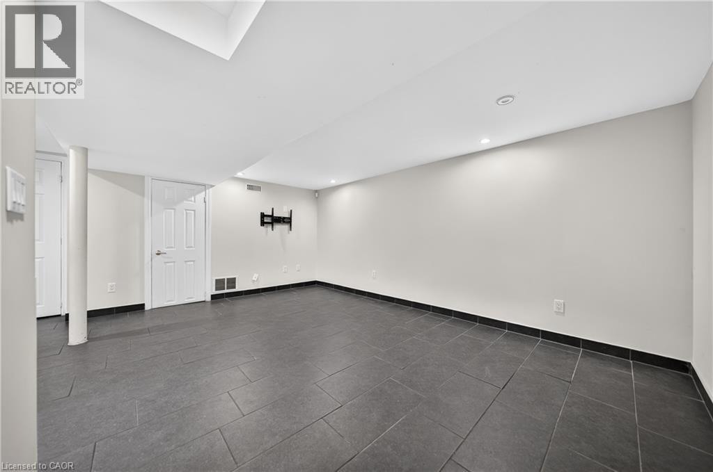 156 CHARLOTTE Street - Image 42