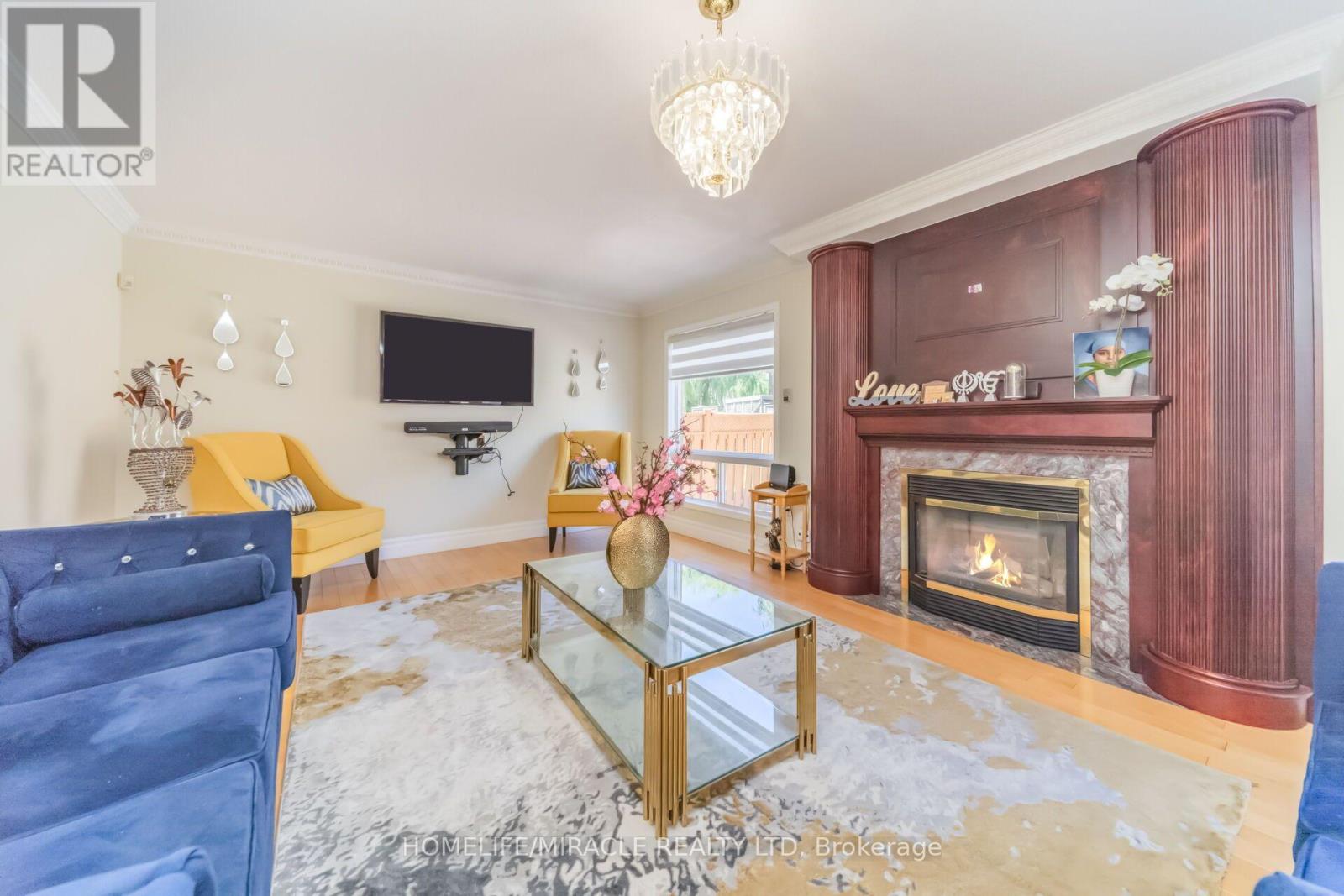32 GOLD TREE STREET - 19