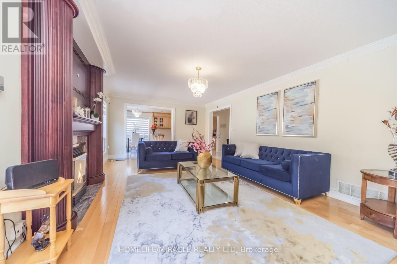 32 GOLD TREE STREET - 22