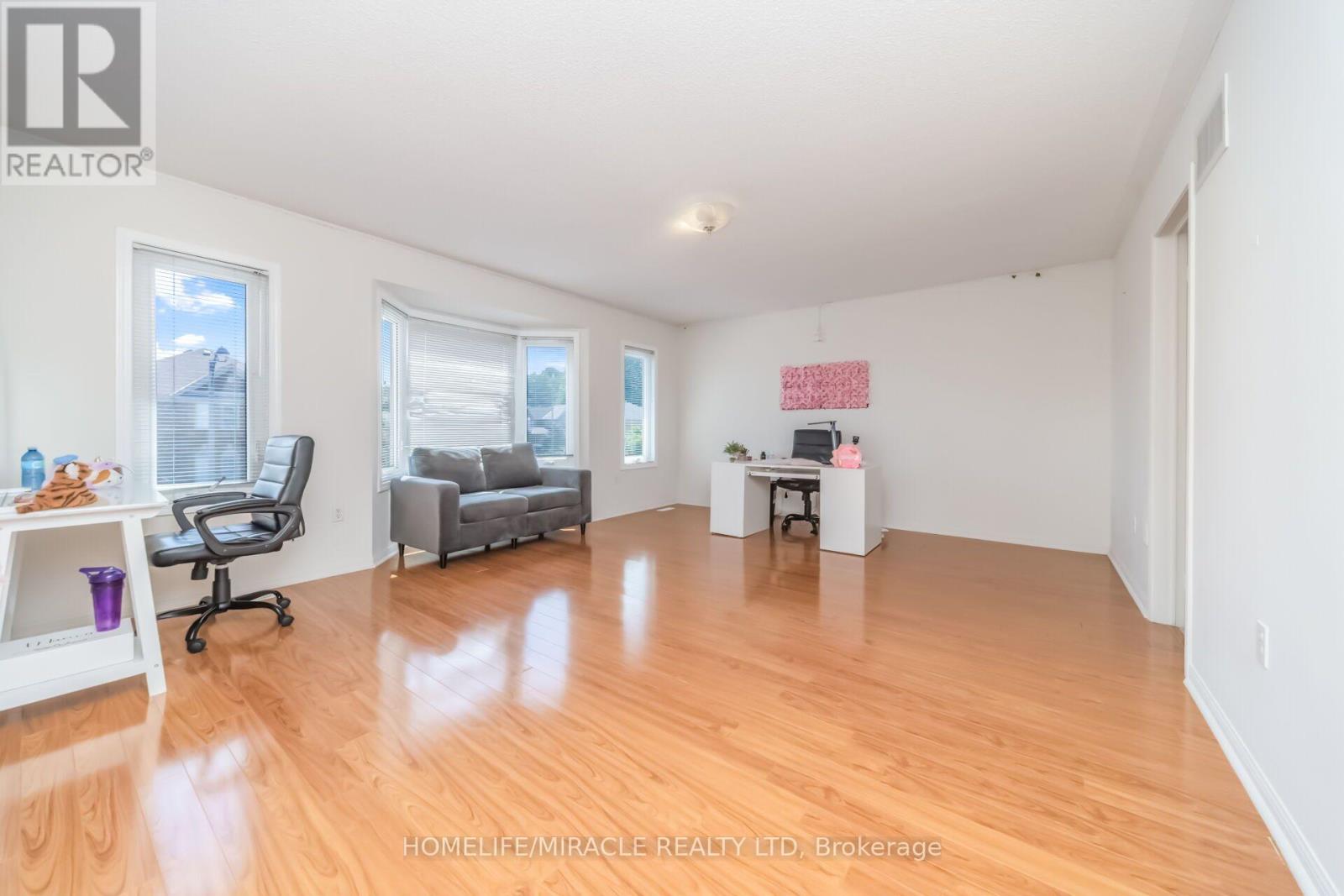 32 GOLD TREE STREET - 38
