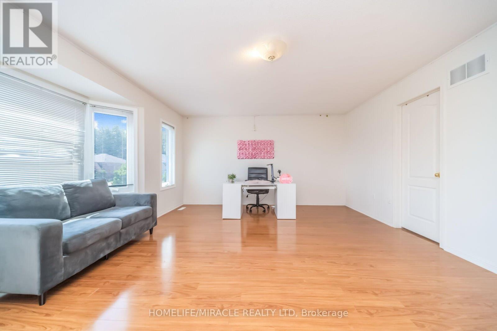 32 GOLD TREE STREET - 39