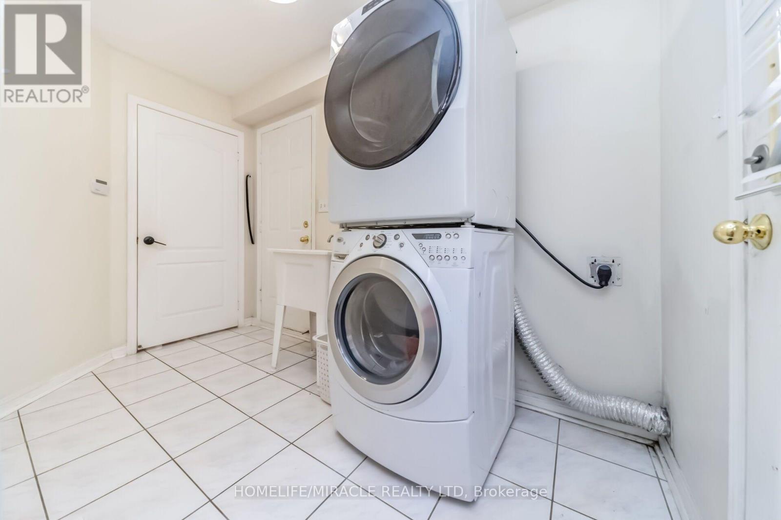 32 GOLD TREE STREET - 47