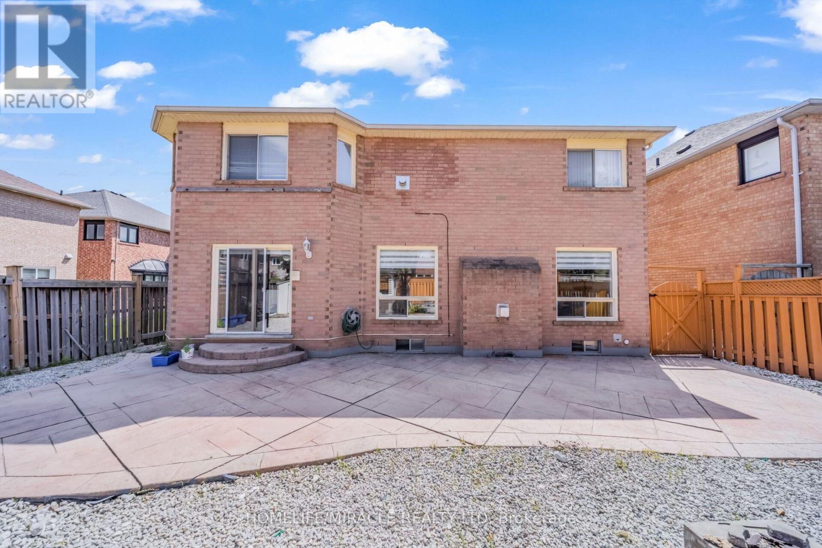 32 GOLD TREE STREET - 50