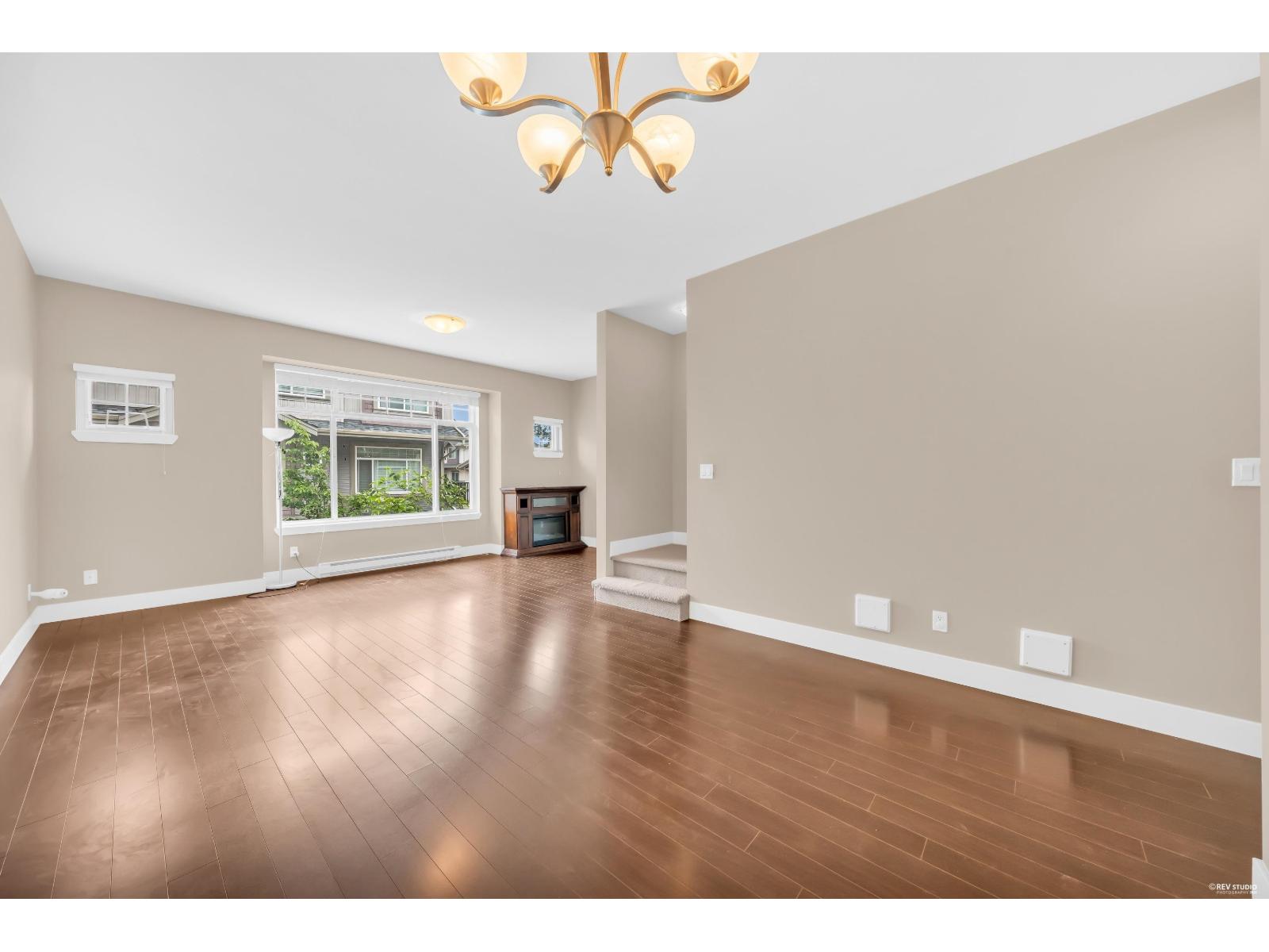 3 Bed, 3 Bath House for Sale in Surrey – 11 15933 86A AVENUE, Surrey – MLS# R3147981 - Image 14