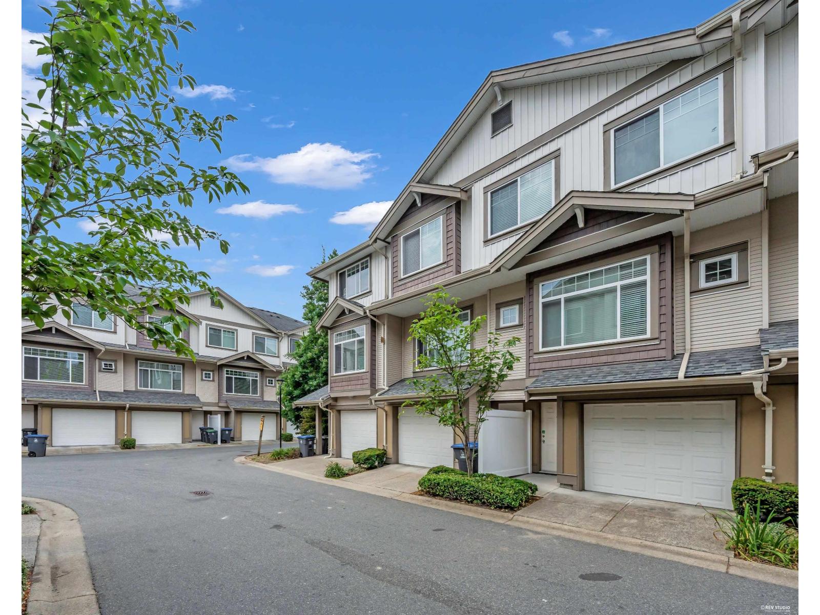 3 Bed, 3 Bath House for Sale in Surrey – 11 15933 86A AVENUE, Surrey – MLS# R3147981 - Image 33