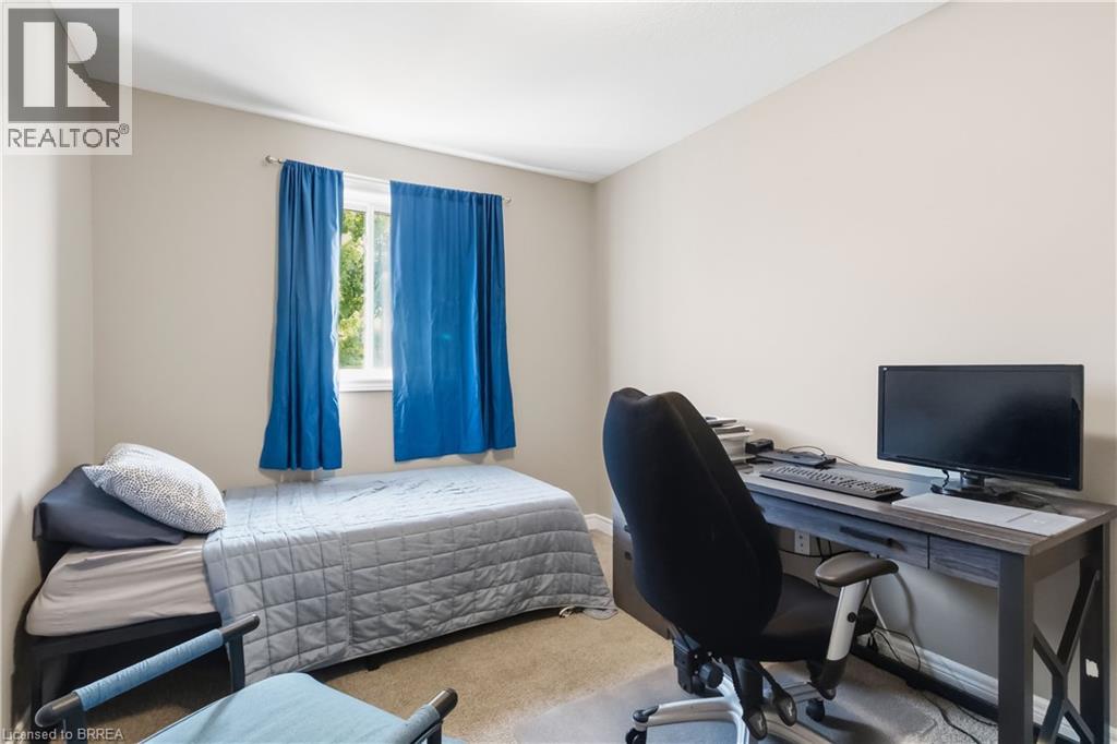 53 BANKS Street - 18