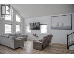 Bedroom - 35 Lake Avenue, Jackfish Lake, SK S0M1X0 Photo 13
