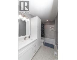 Bedroom - 35 Lake Avenue, Jackfish Lake, SK S0M1X0 Photo 14