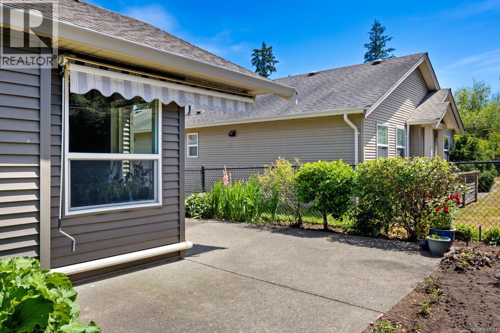 1522 Regatta Pl - 34