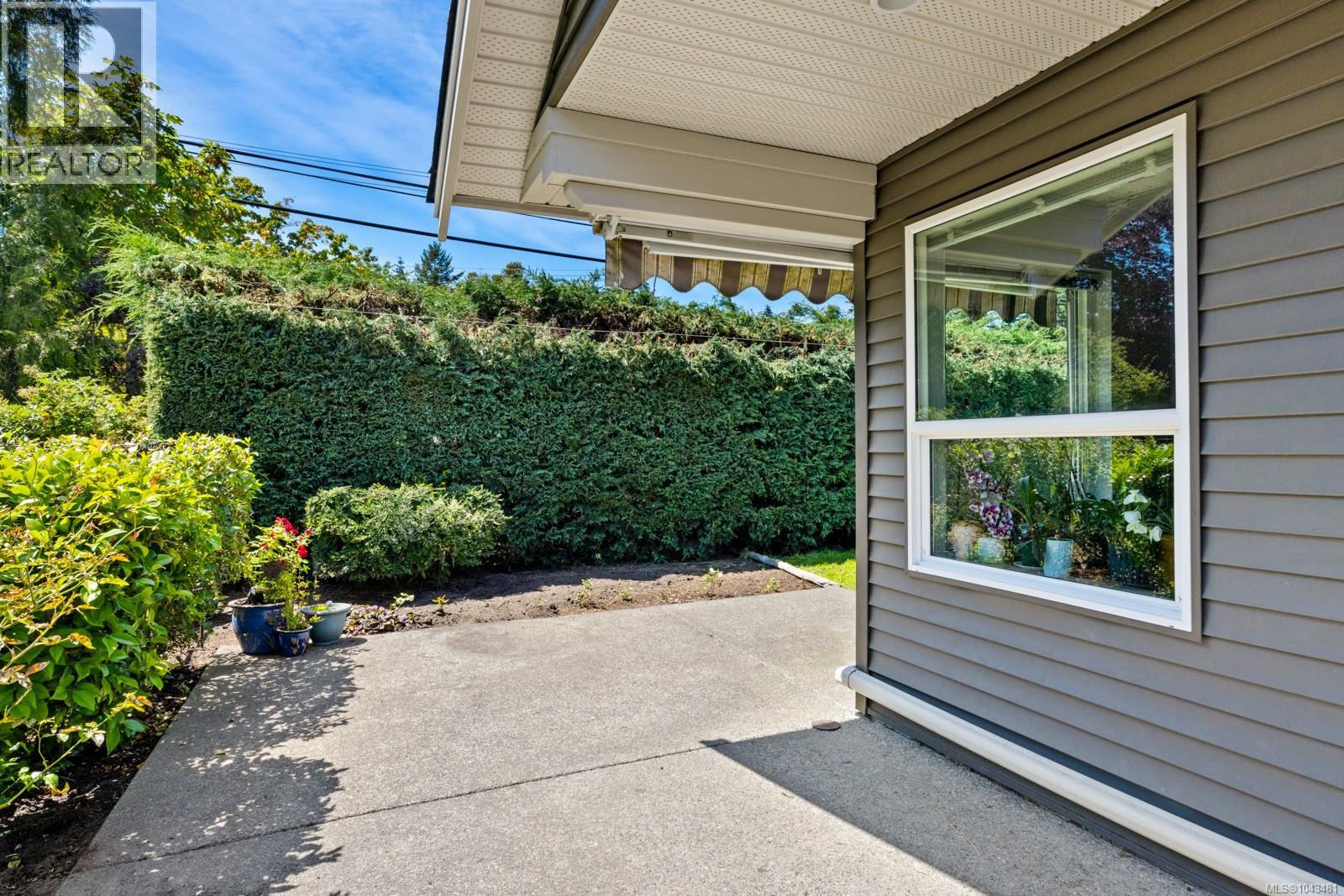 1522 Regatta Pl - 31