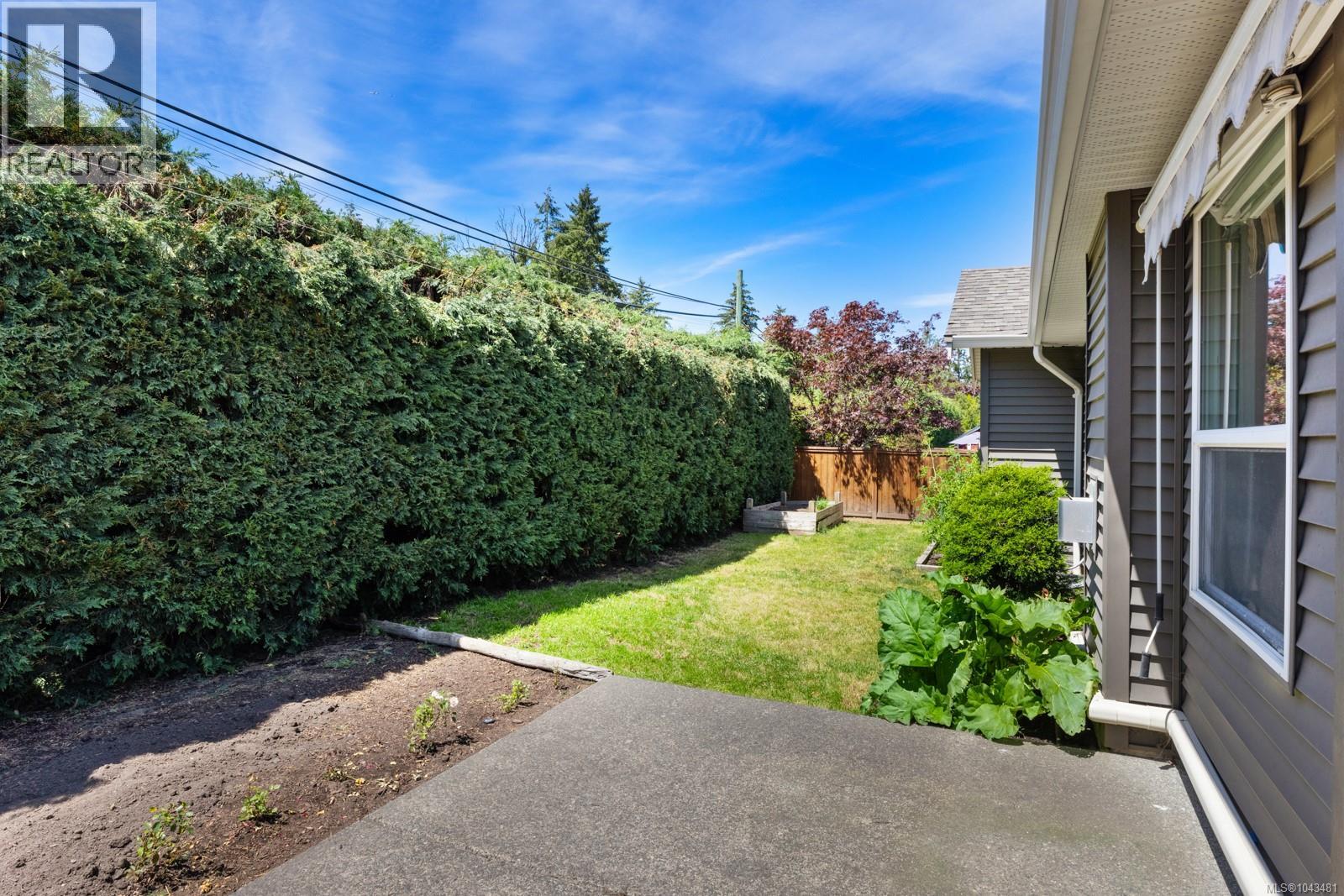 1522 Regatta Pl - 33