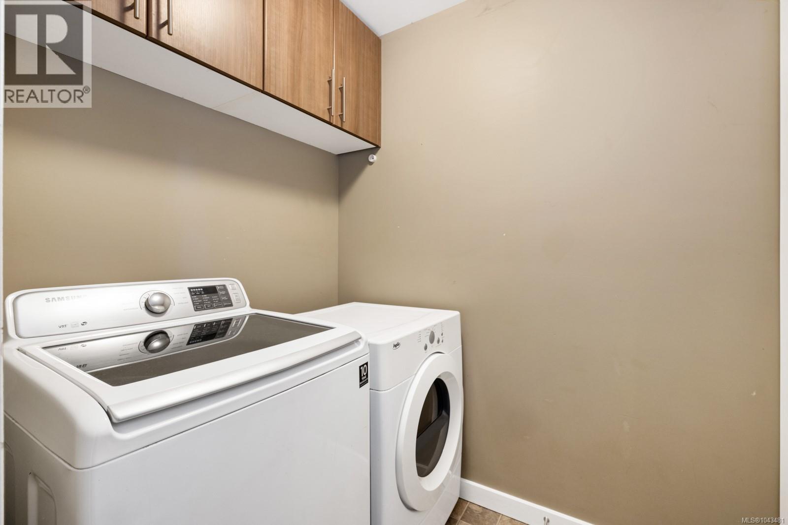 1522 Regatta Pl - 27