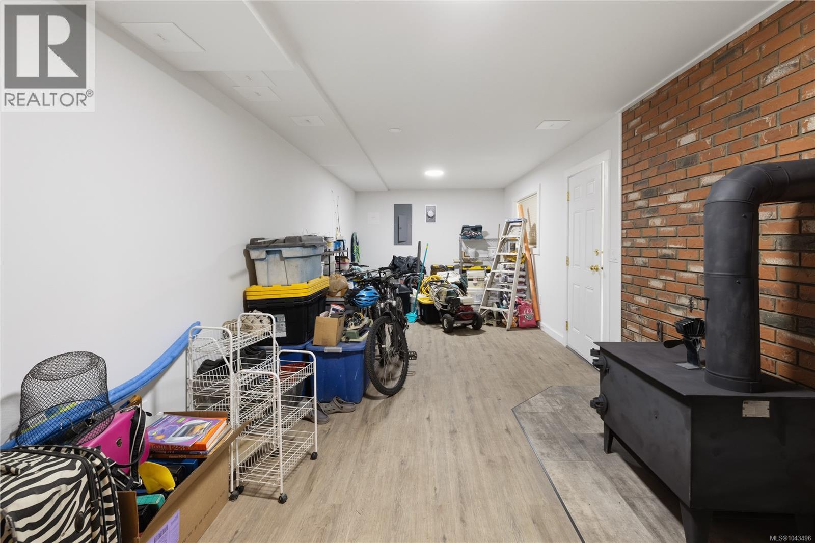 2280 Calais Rd - 35