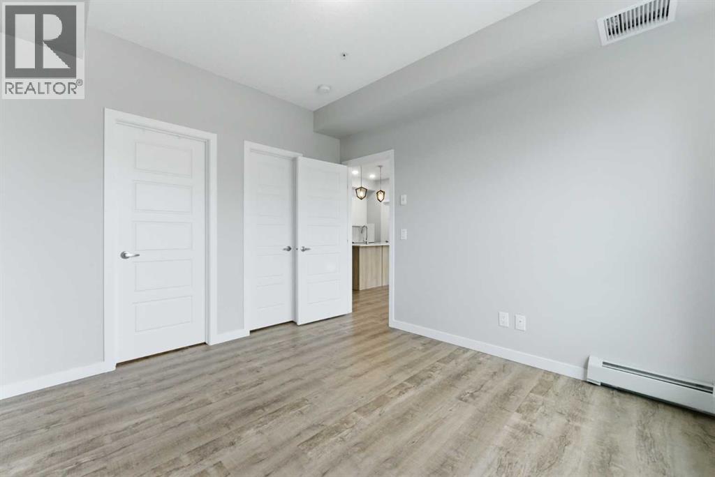 #102 1605 17 Street SE - 14