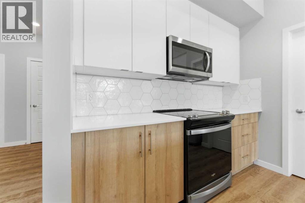 #102 1605 17 Street SE - 9