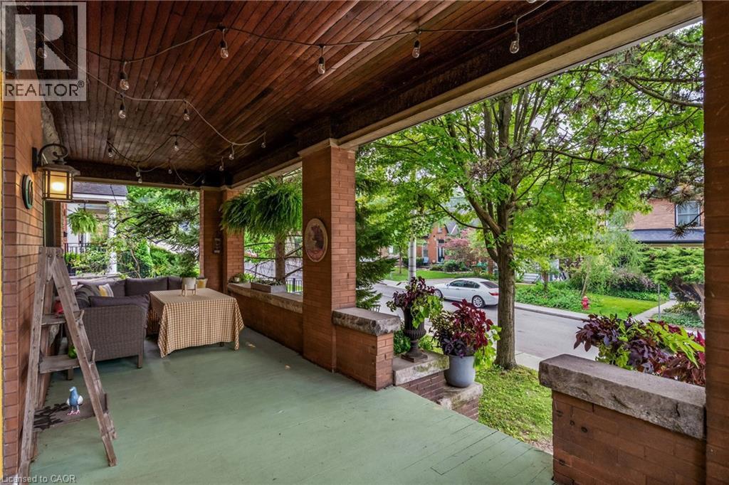 61 MOUNTAIN Avenue - Image 46