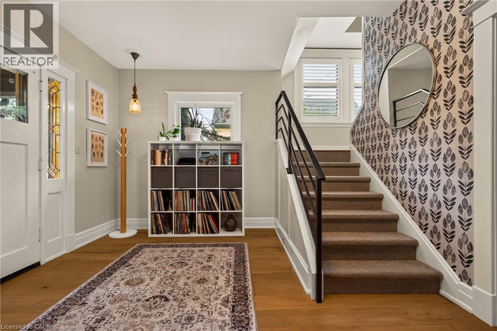 61 MOUNTAIN Avenue - Image 21