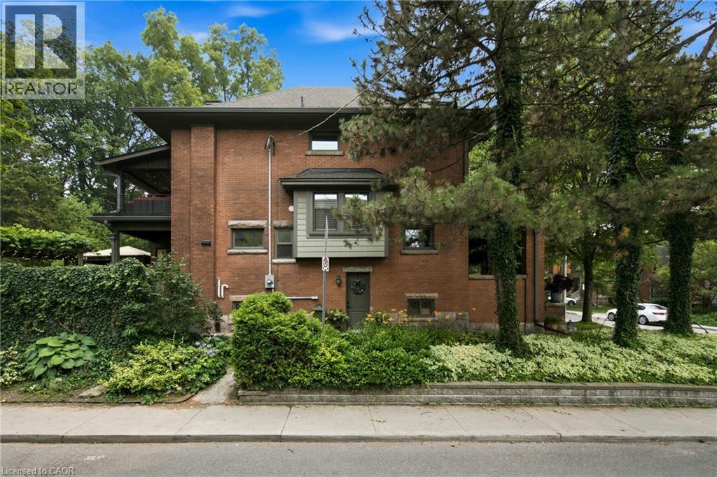 61 MOUNTAIN Avenue - Image 45