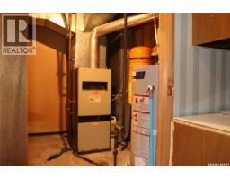 326 3rd Avenue, Young, SK S0K4Y0 Photo 29
