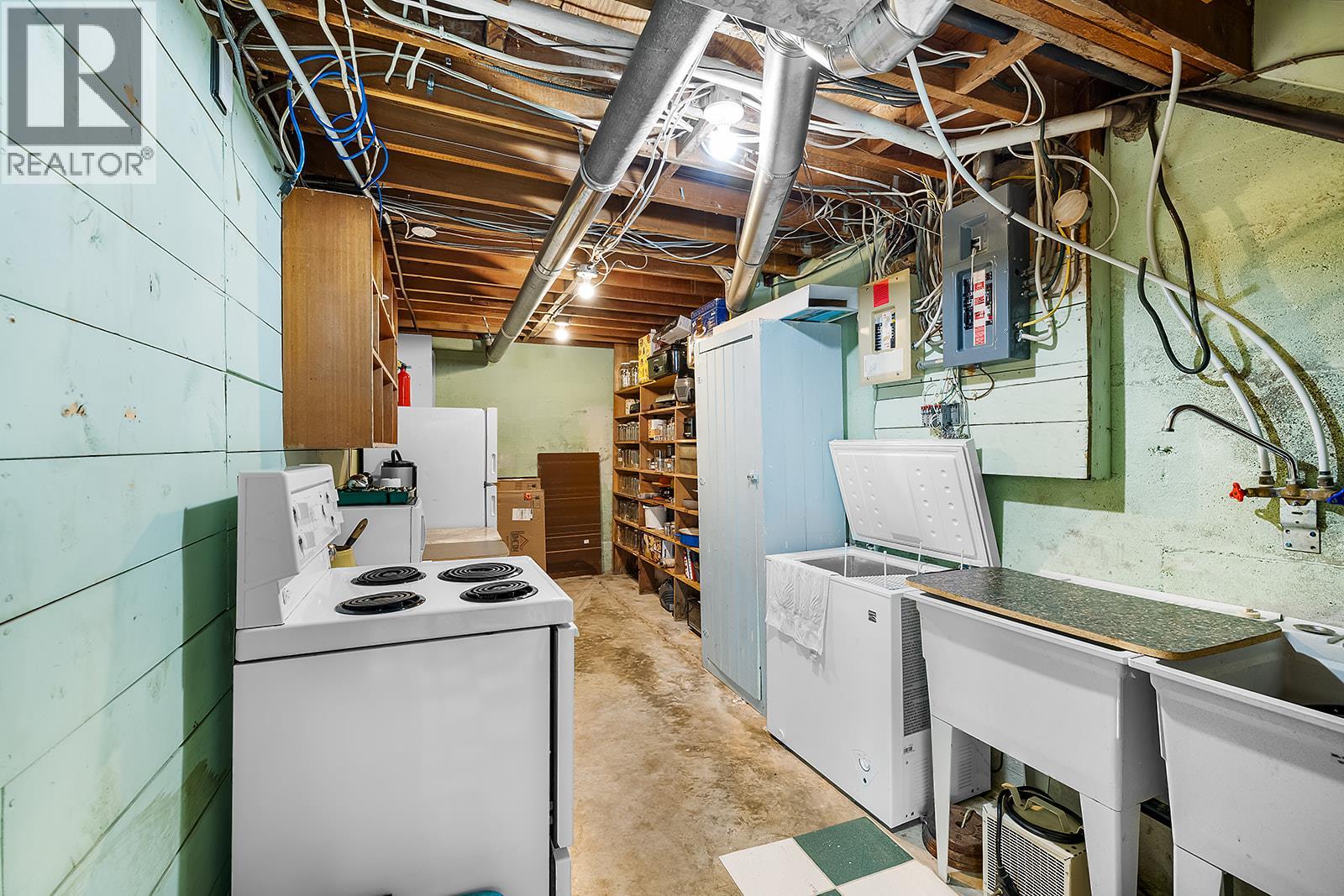 2103 ASH Street - 27