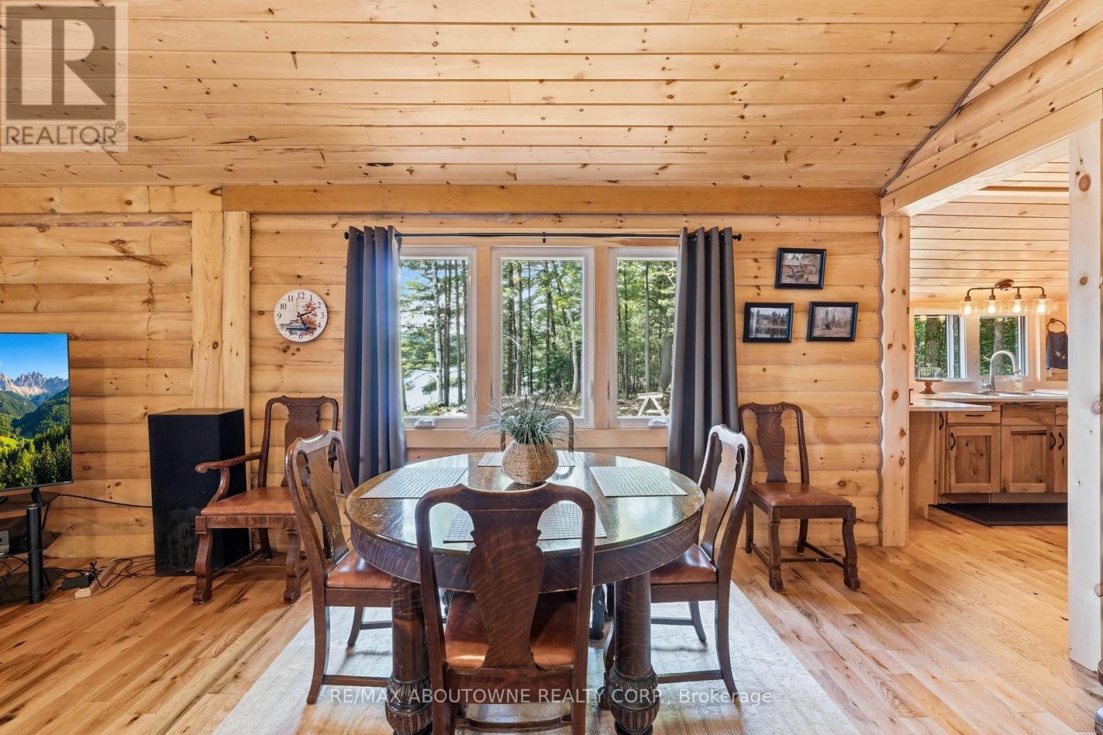 370 FRASER LAKE - 11