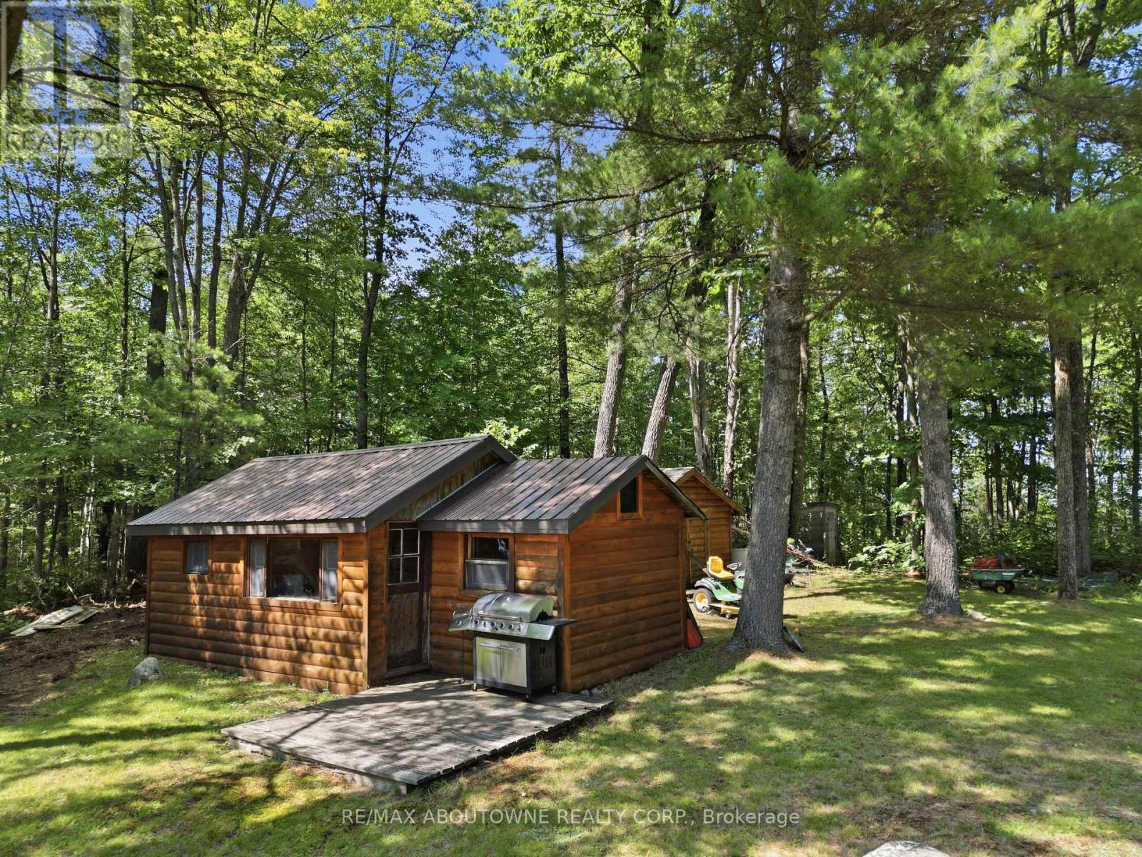 370 FRASER LAKE - 31