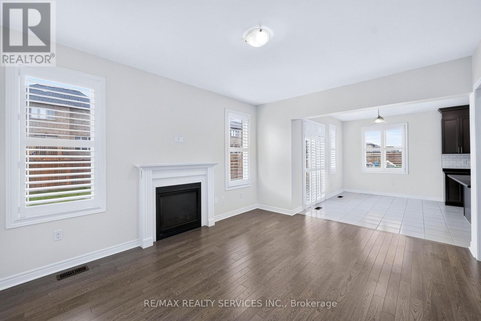 1149 UPPER THAMES DRIVE - 13