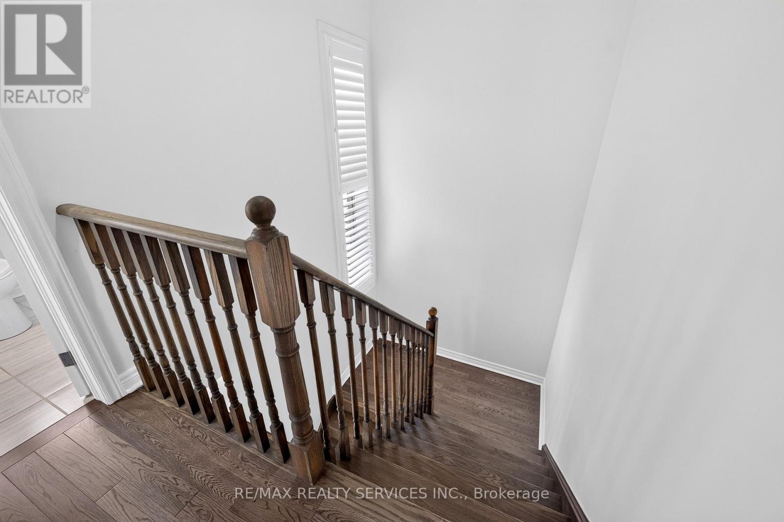 1149 UPPER THAMES DRIVE - 22