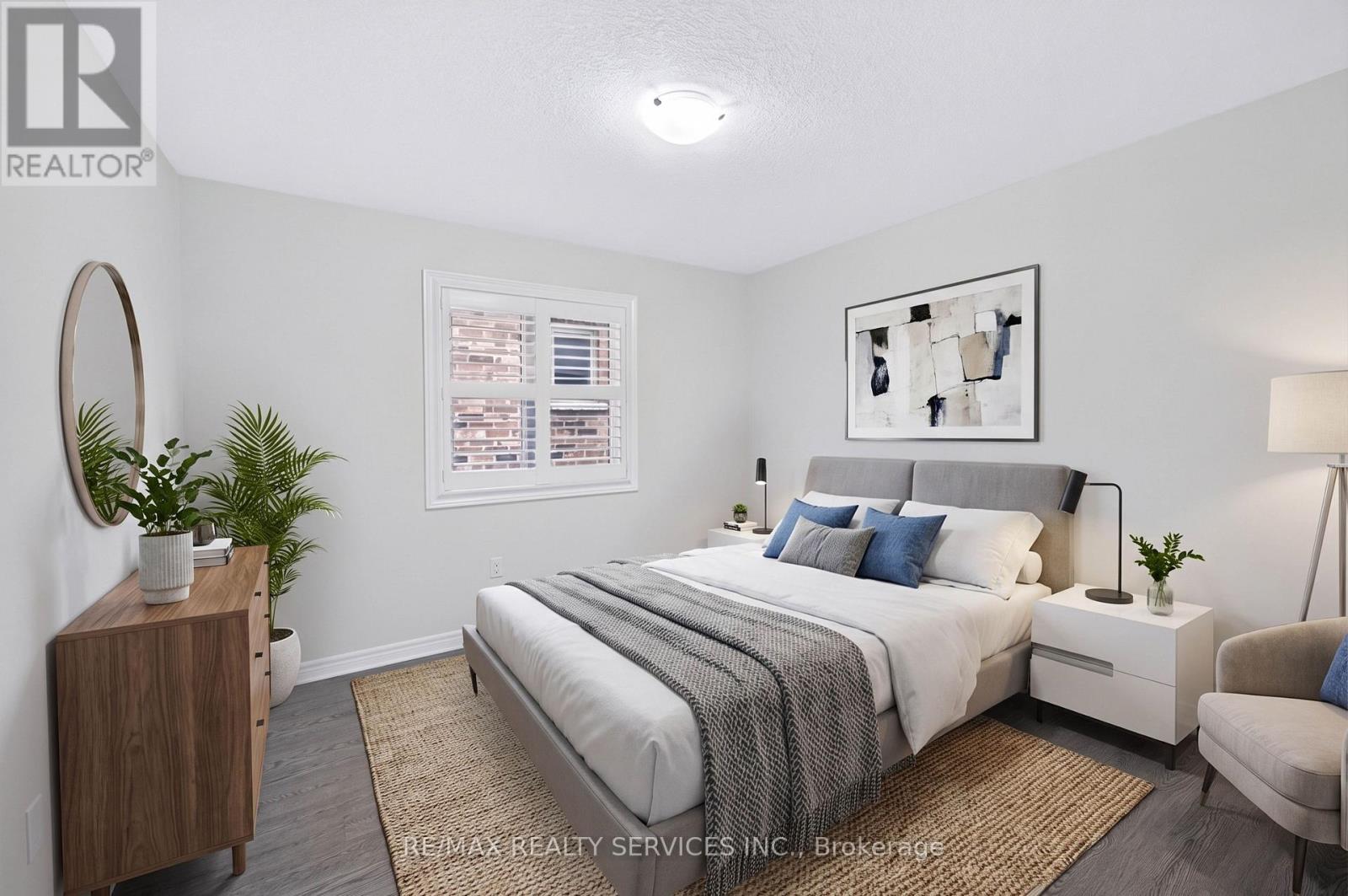 1149 UPPER THAMES DRIVE - 38