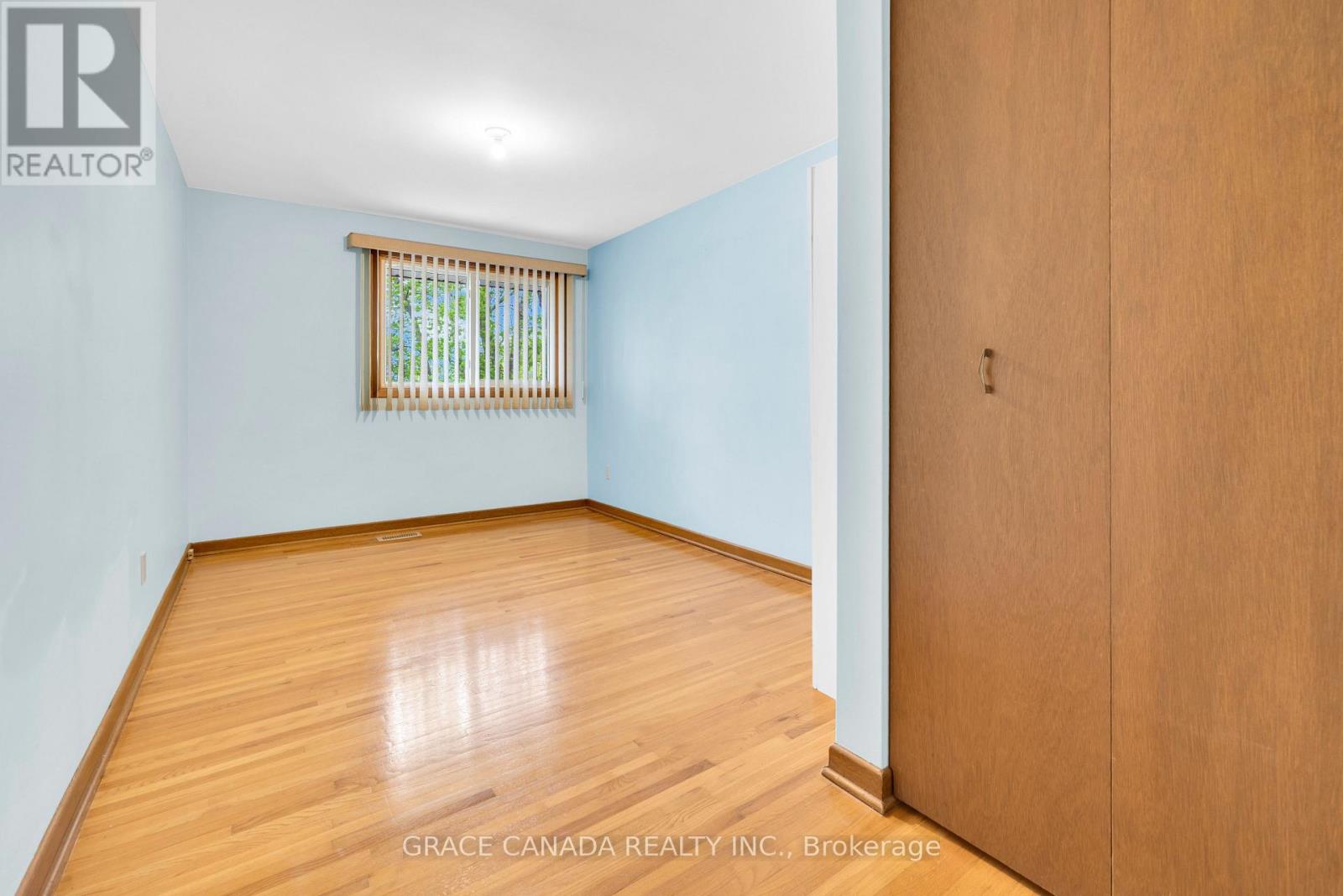 4650 - 4666 CABOTO DRIVE - 18