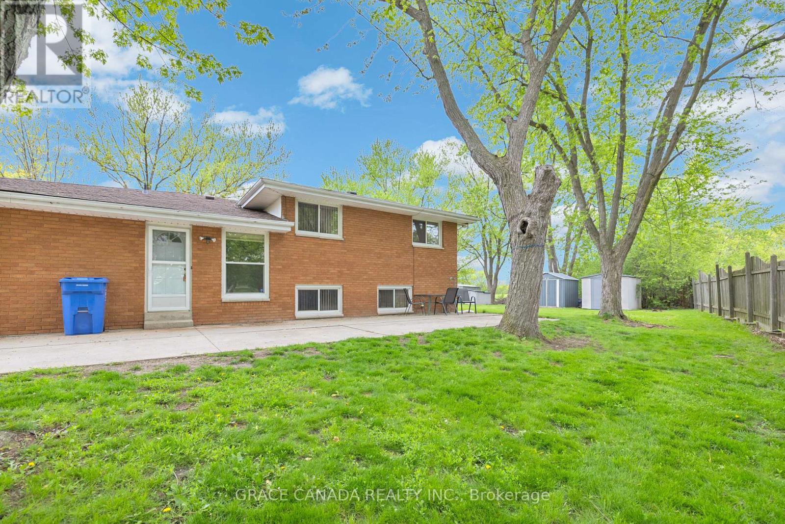 4650 - 4666 CABOTO DRIVE - 26