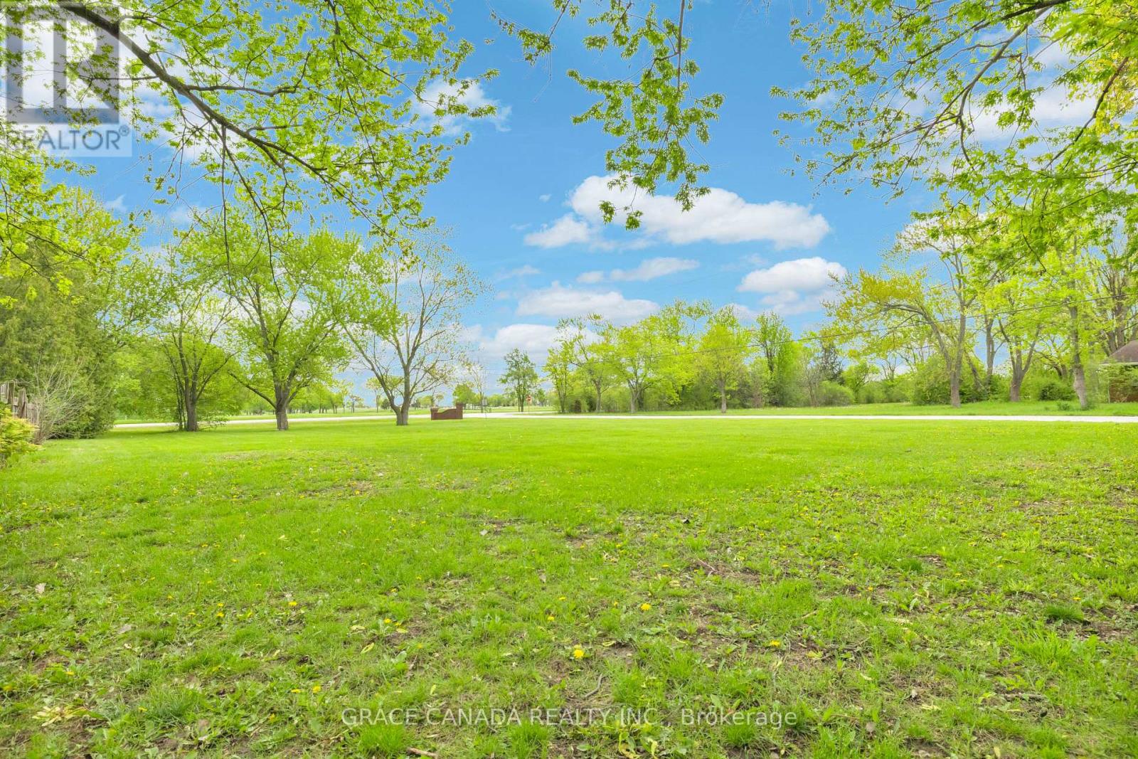 4650 - 4666 CABOTO DRIVE - 30