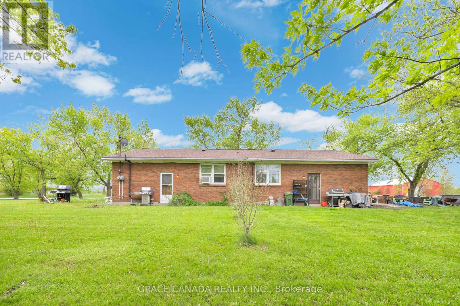 4650 - 4666 CABOTO DRIVE - 35